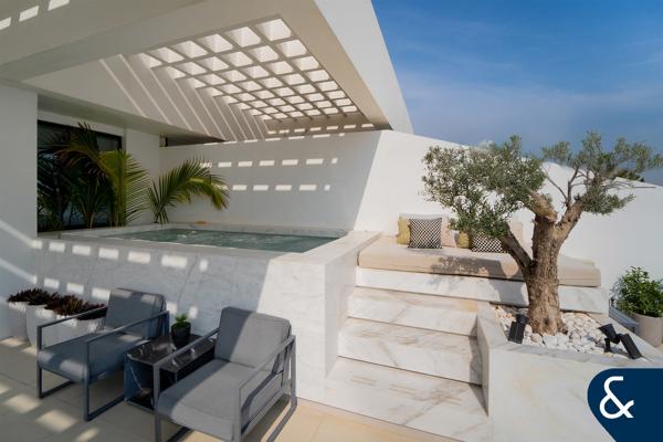 3 Bed | 3,501 Sq Ft | Upgraded | Private Pool